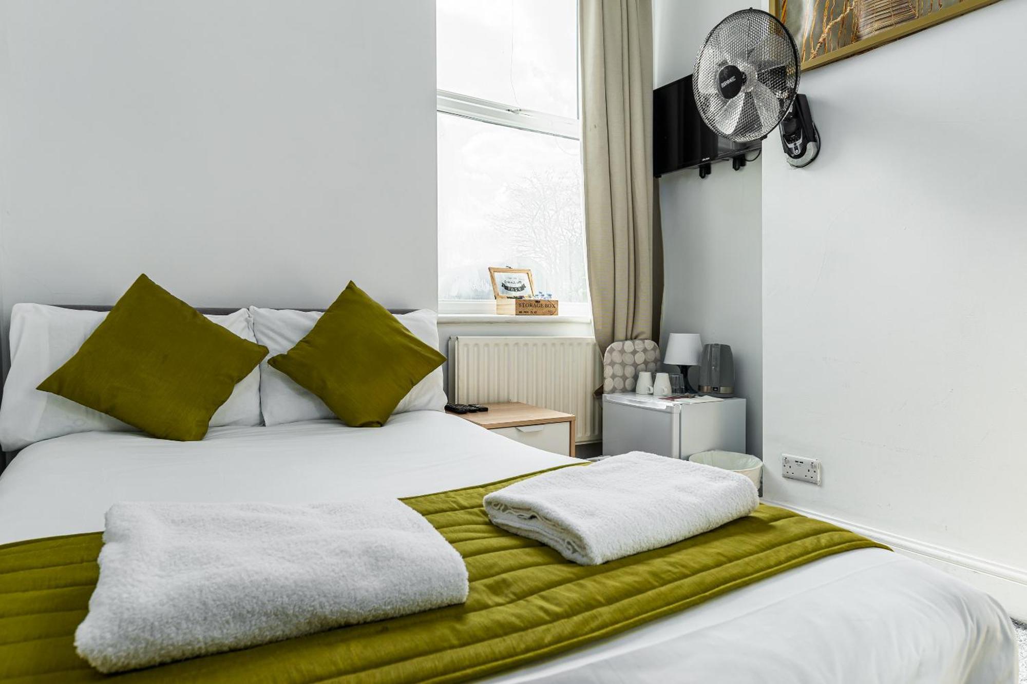 Vilenza Hotel Лондон Екстер'єр фото